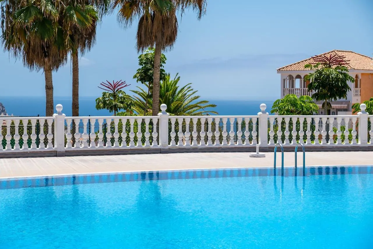 Apartment 3C Atico Vista Hermosa Wifi Pool,Tennis,Padel,Park Los Cristianos