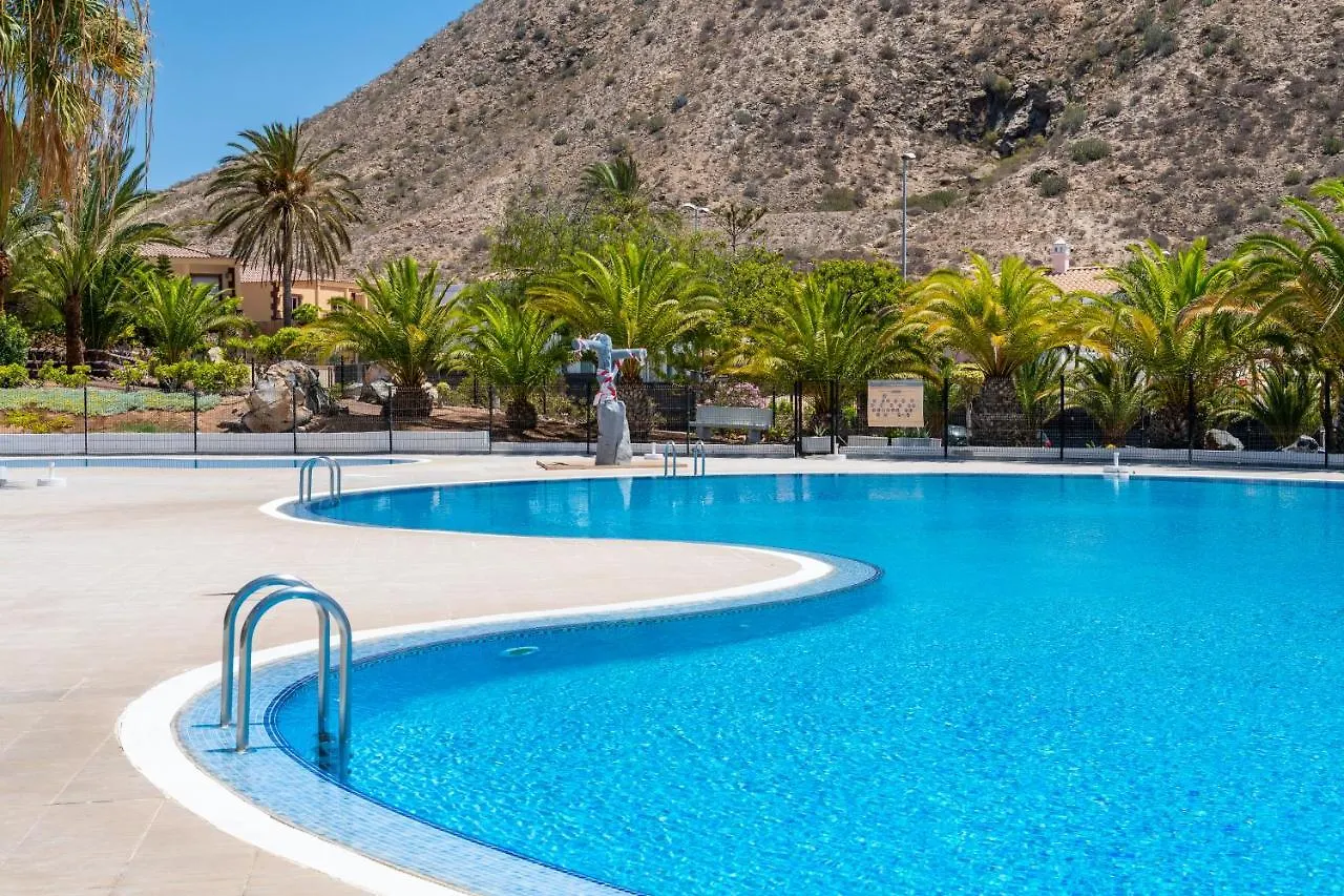 Apartment 3C Atico Vista Hermosa Wifi Pool,Tennis,Padel,Park Los Cristianos