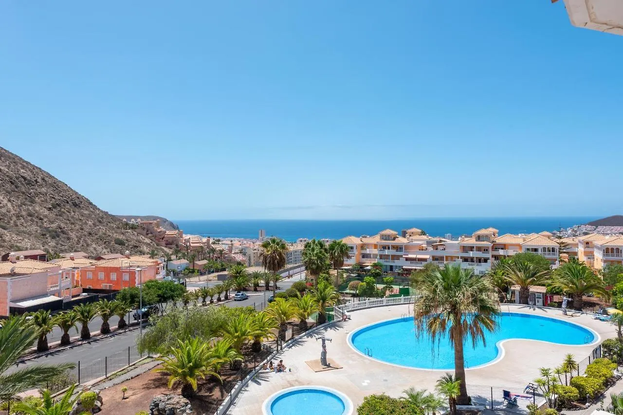 Apartment 3C Atico Vista Hermosa Wifi Pool,Tennis,Padel,Park Los Cristianos